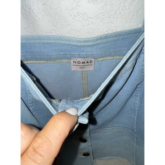 Nomad The Label Top Small Womens Shirt Chambray Denim Button Front Tank 1C - Picture 3 of 8